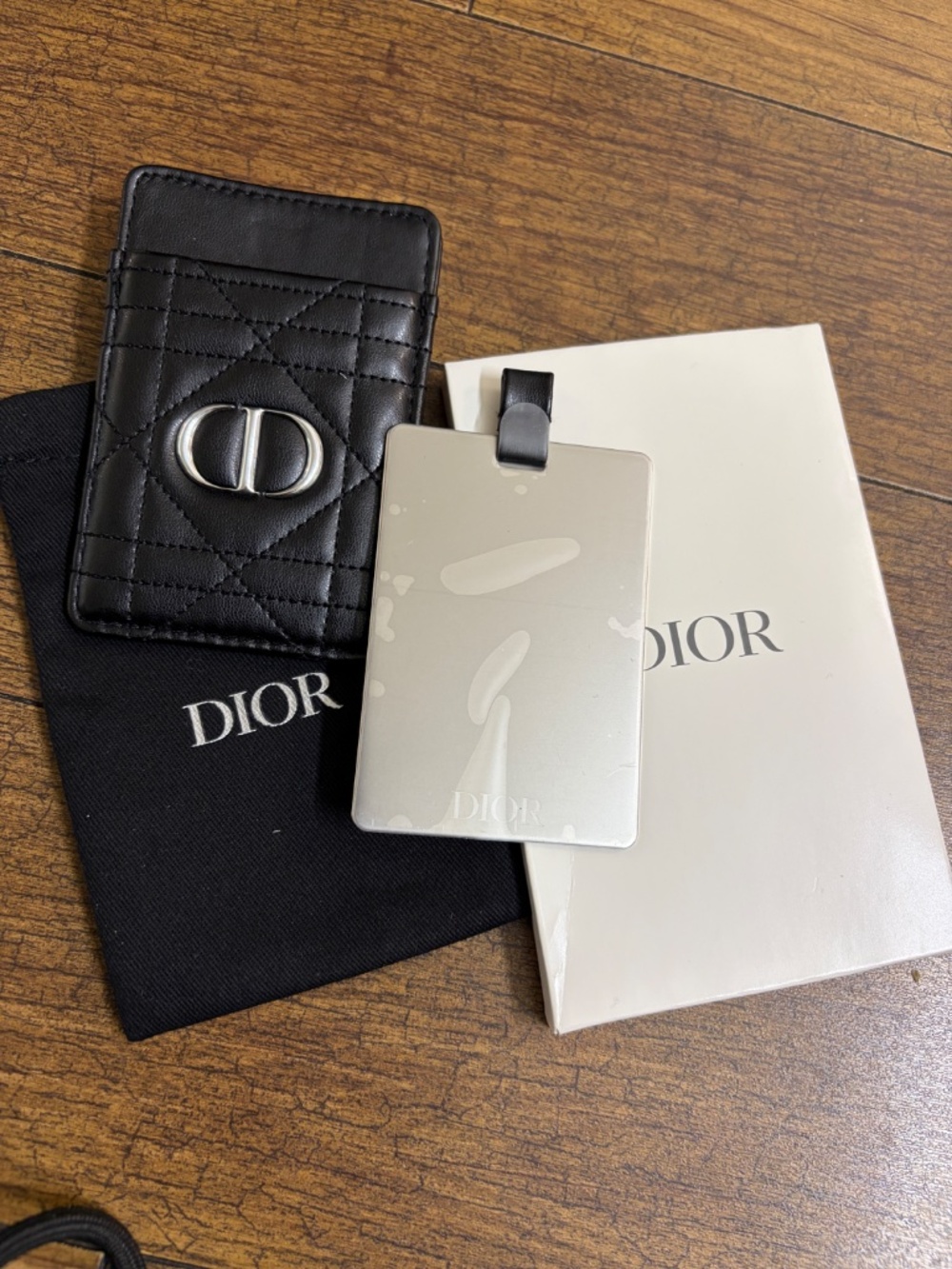 Dior - Picture 4 of 5
